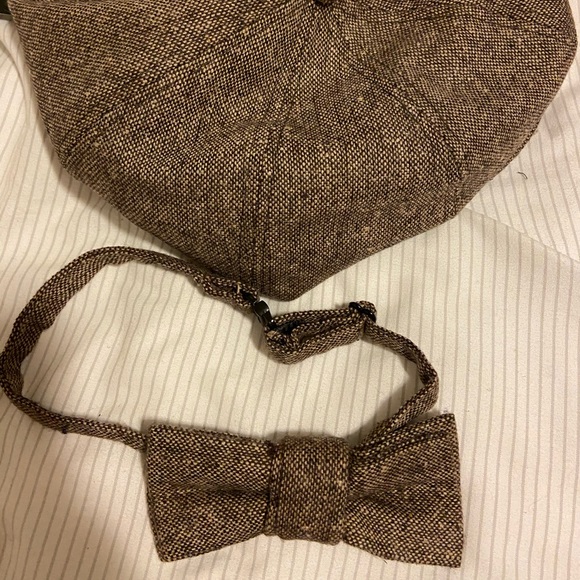 Little Boy’s Newsboy Hat with matching Bow tie - Picture 1 of 5